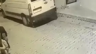 Kağıthane'de Elektrik Direğine Dokunan 8 Yaşındaki Çocuk Akıma Kapıldı