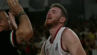 Karşıyaka Basketbol, Bursaspor'u Son Saniyede Mağlup Ederek Ligi'nde Kaldı