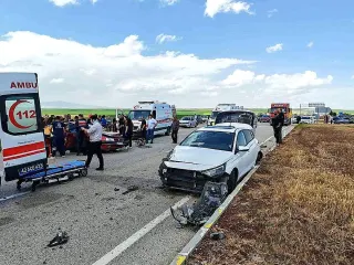 Konya'da Trafik Kazası: 5 Yaralı