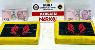Muğla'da 2 Kilo Kokain ve Suçtan Elde Edildiği Değerlendirilen Para Ele Geçirildi