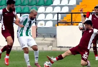 Muğlaspor ve Elazığspor Arasında Şampiyonluk Maçı: İlk Yarı Sonucu 0-0