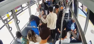 Otobüste Fenalaşan Yolcuya Şoför ve Hemşire Müdahale Etti