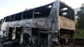 Tur Otobüsü Alevlere Teslim Oldu: 45 Kişi Kurtarıldı
