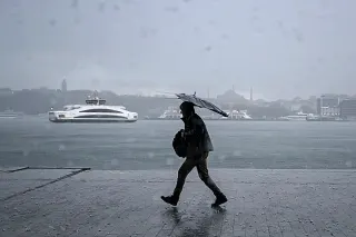 Türkiye'nin Yarısı İçin Sel Tehlikesi: 39 İle Sarı Kodlu Uyarı