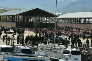 Van'da Hayvan Pazarında Silahlı Kavga: 1 Ölü, 13 Yaralı